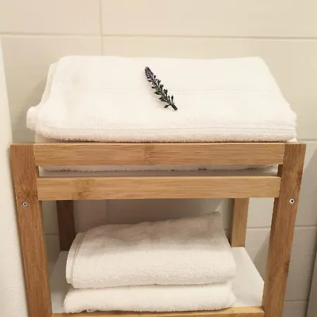 Central, Self Check In 24 H, Free Parking *