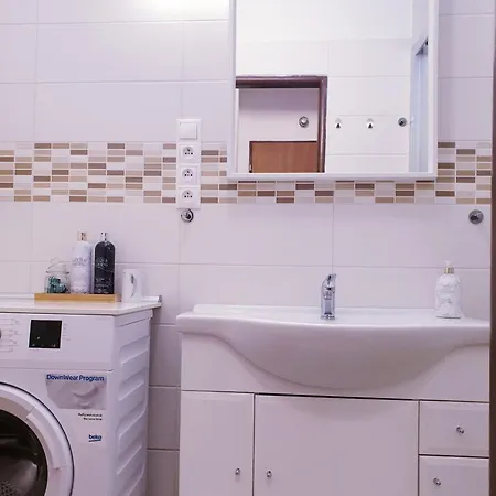 Central, Self Check In 24 H, Free Parking Banská Bystrica